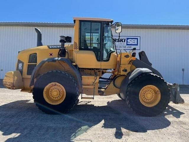Image of Volvo L90G equipment image 2