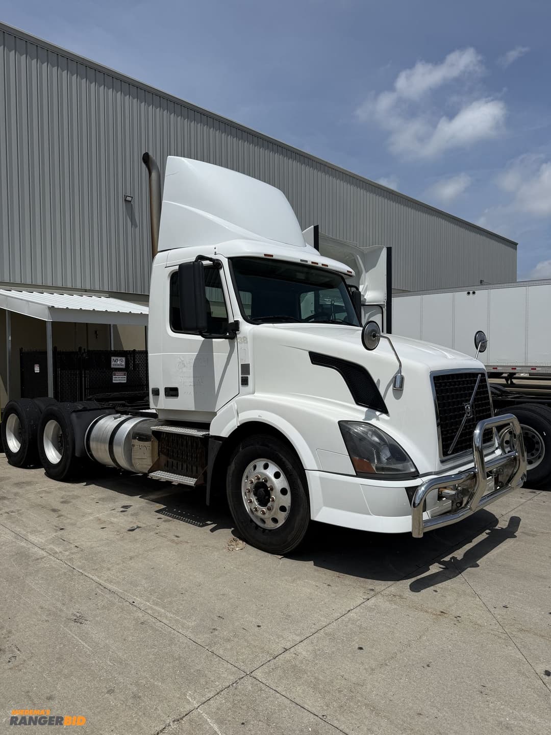 Image of Volvo VNL Primary image