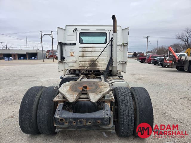 Image of Volvo D13 equipment image 4