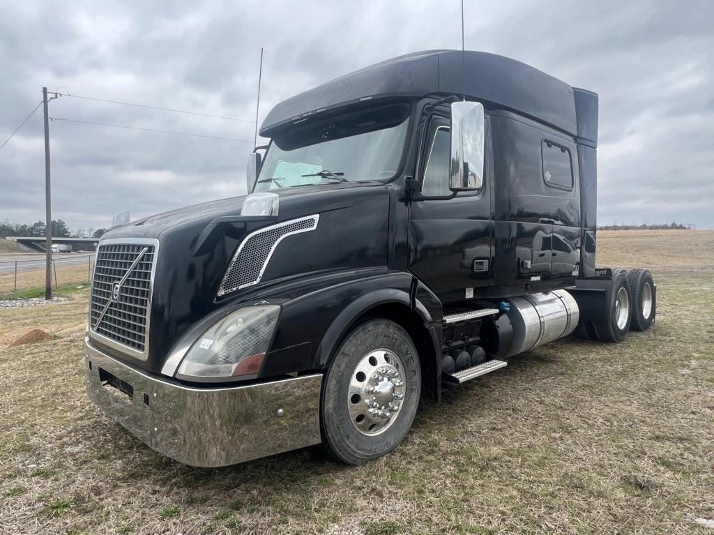 2012 Volvo D13 Equipment Image0