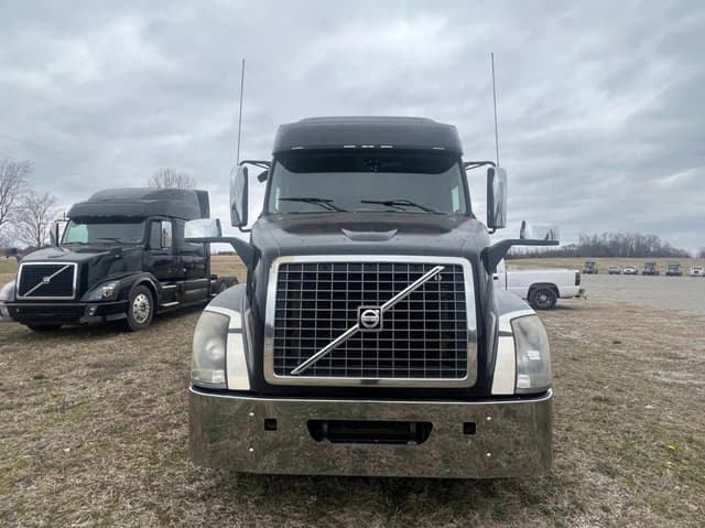 Image of Volvo D13 equipment image 4