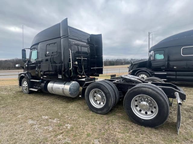 Image of Volvo D13 equipment image 3