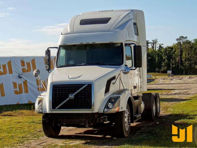 Image of Volvo VNL equipment image 1