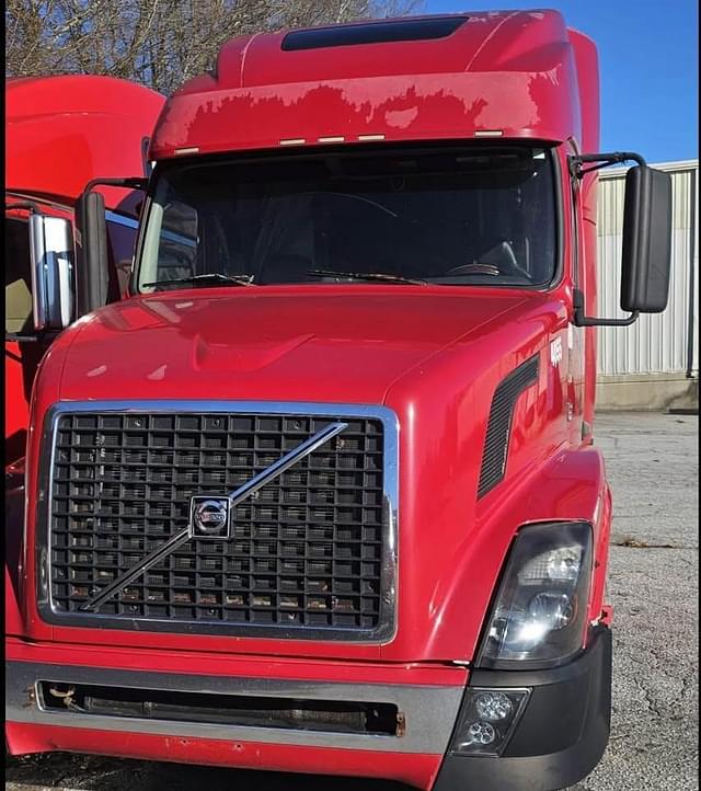 Image of Volvo VNL equipment image 1