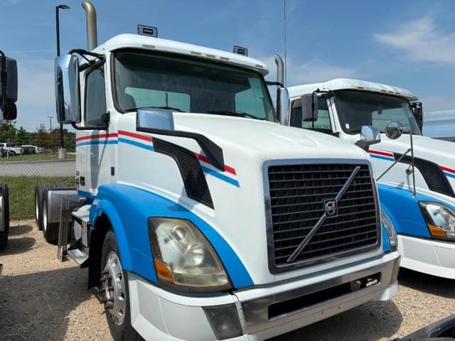 Image of Volvo VNL equipment image 2