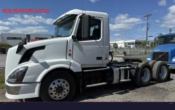 Main image Volvo VNL64T300