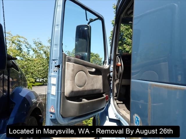 Image of Volvo VNL760 equipment image 1