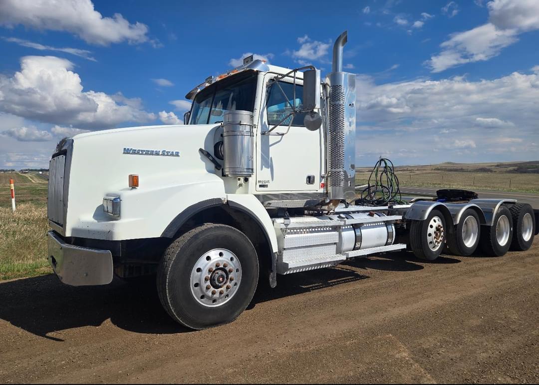 Image of Western Star 4900 Primary image