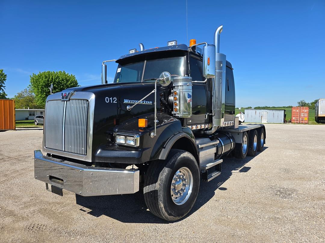 Image of Western Star 4900 Primary image