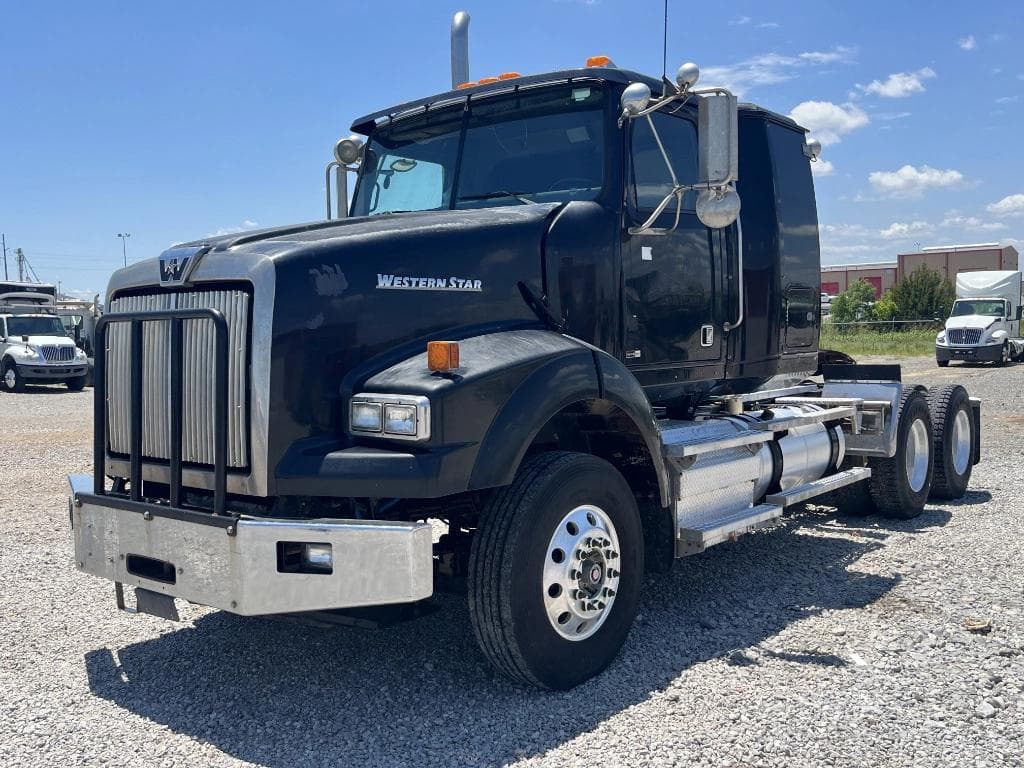 Image of Western Star 4900 Primary image