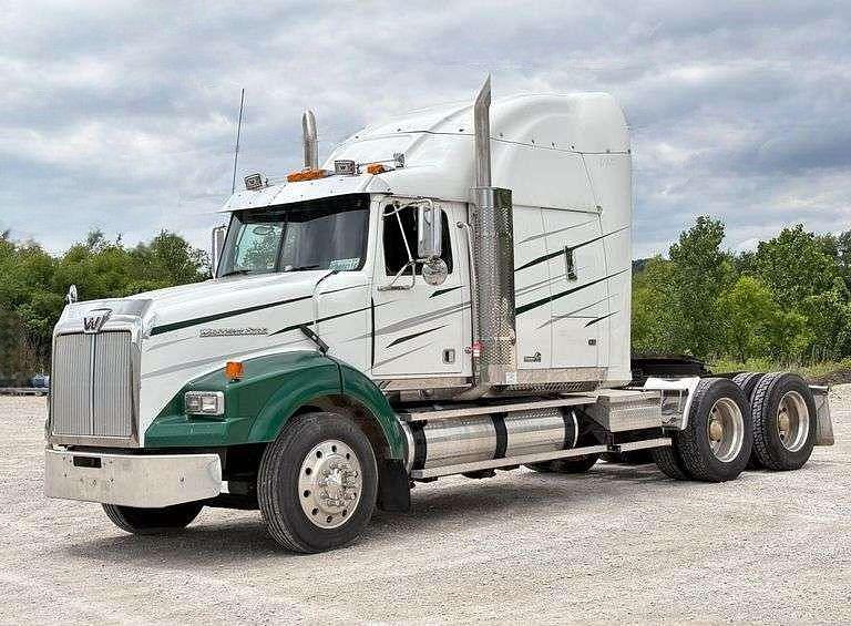 Image of Western Star 4900 Primary image