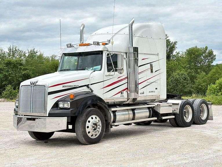 Image of Western Star 4900 Primary image