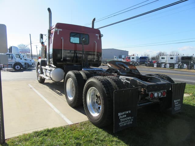 Image of Western Star 4900FA equipment image 4