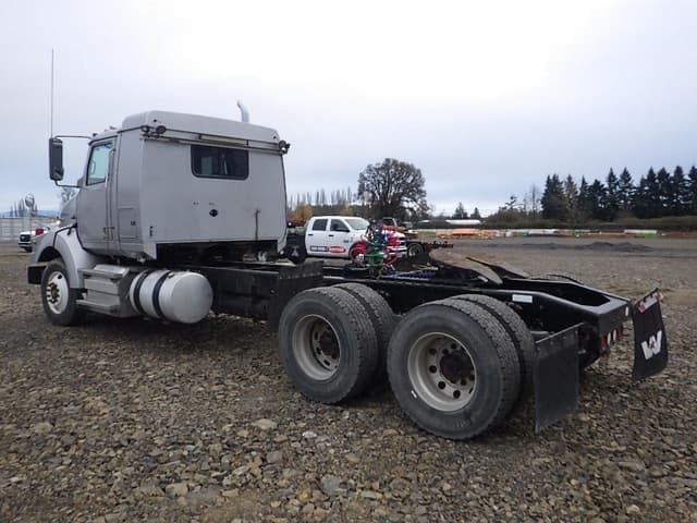 Image of Western Star 4900SB equipment image 4