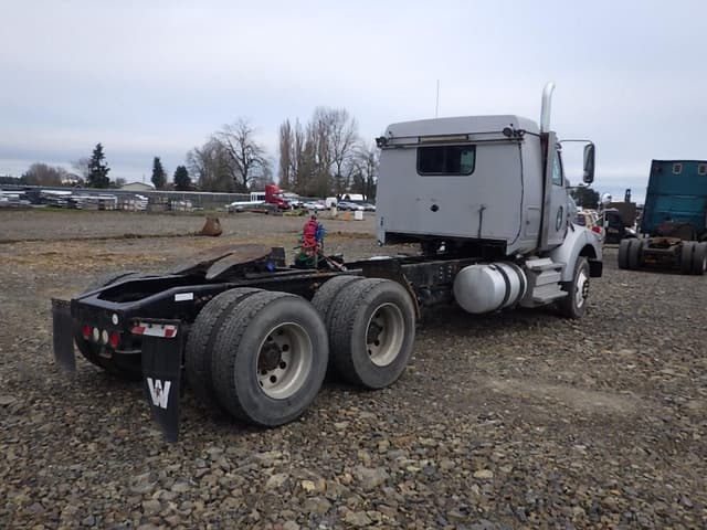 Image of Western Star 4900SB equipment image 3