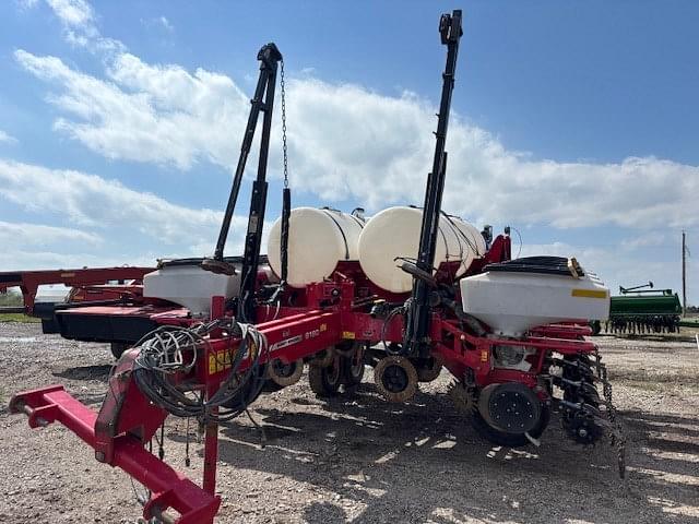 Image of White 8182 equipment image 1