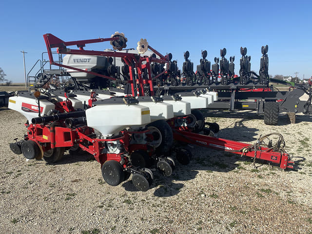 Image of White 8222 equipment image 1