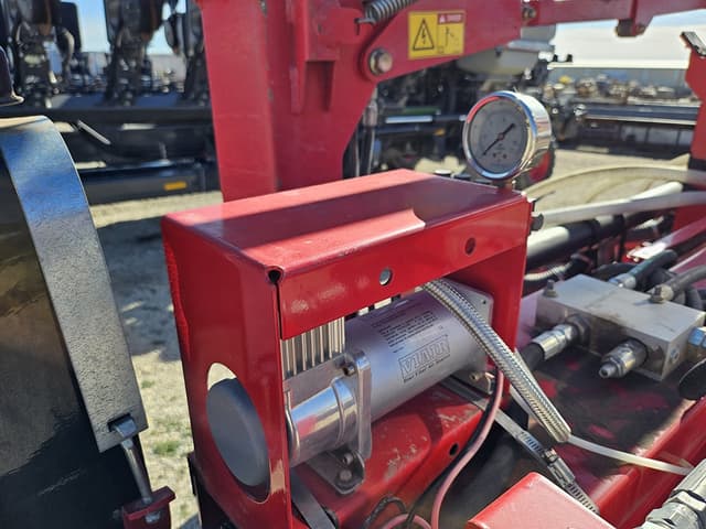 Image of White 8816 equipment image 3