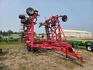 2012 Wil-Rich 5800 Image