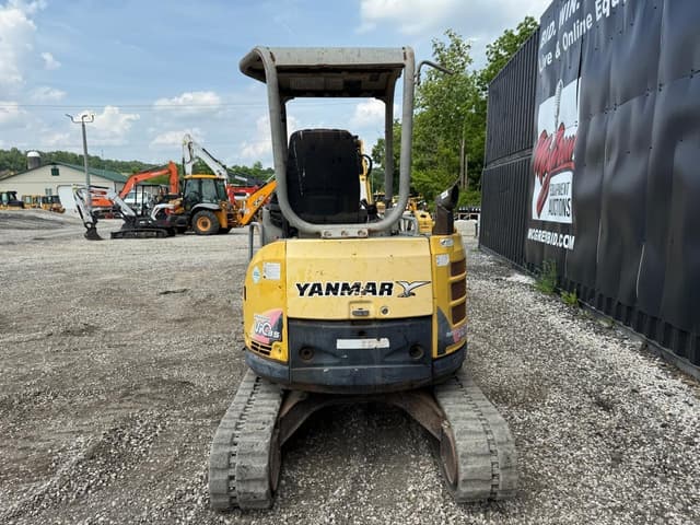 Image of Yanmar VIO35-5B equipment image 2