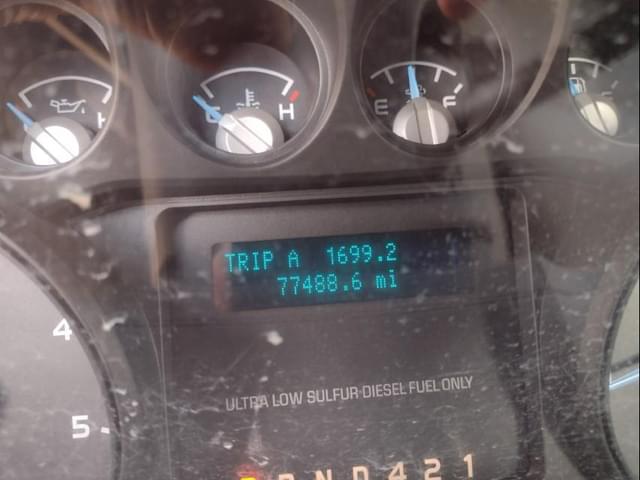 Image of Ford F-650 equipment image 4