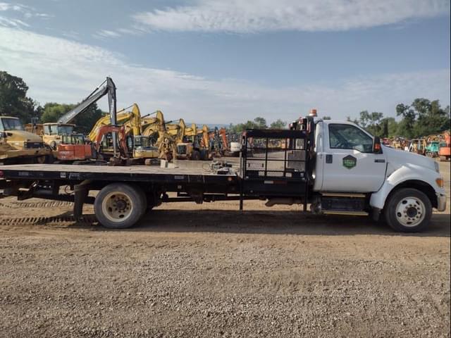 Image of Ford F-650 equipment image 1