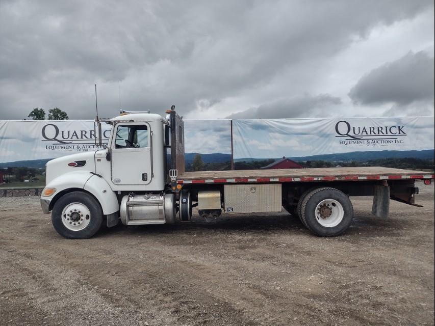 Image of Peterbilt 337 Primary image