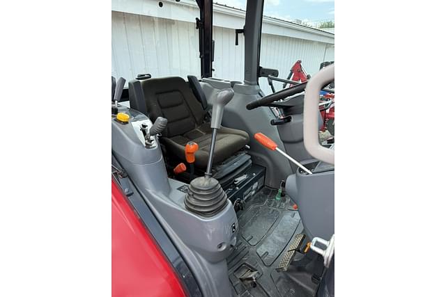 Image of Massey Ferguson 4608 equipment image 3