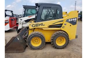 Gehl 5240 Image