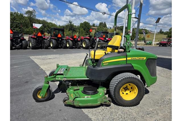 Image of John Deere 997 equipment image 1