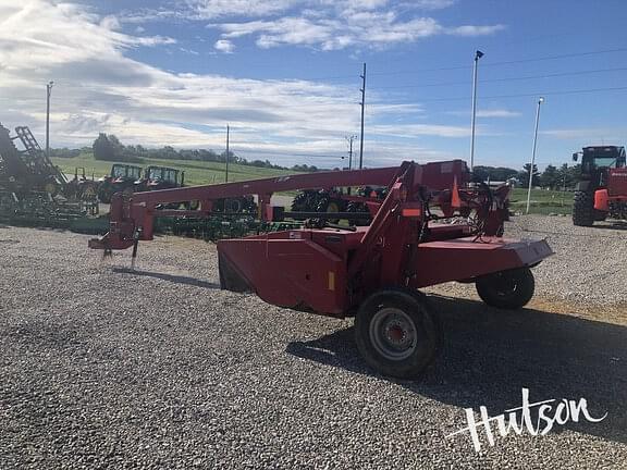 Image of Massey Ferguson 1372 equipment image 4