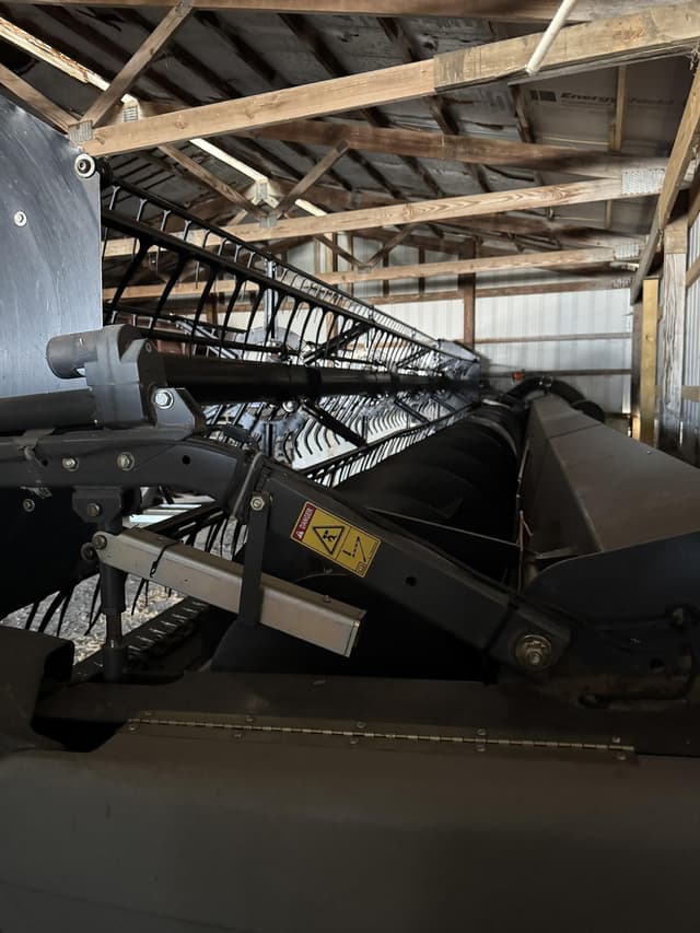 Image of AGCO 8200 equipment image 2