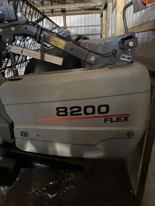 Image of AGCO 8200 equipment image 3