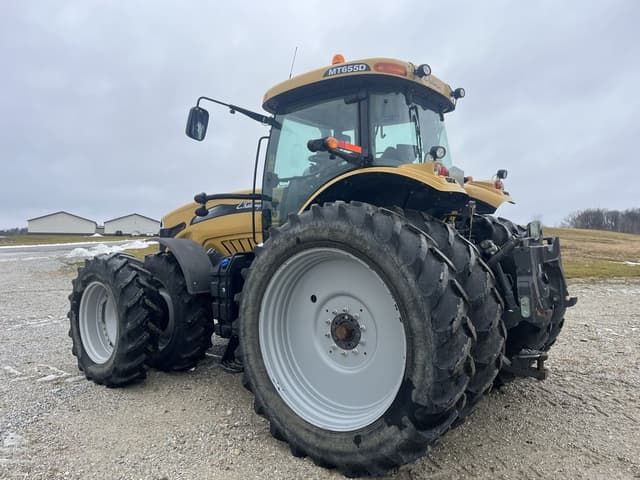 Image of Challenger MT655D equipment image 2