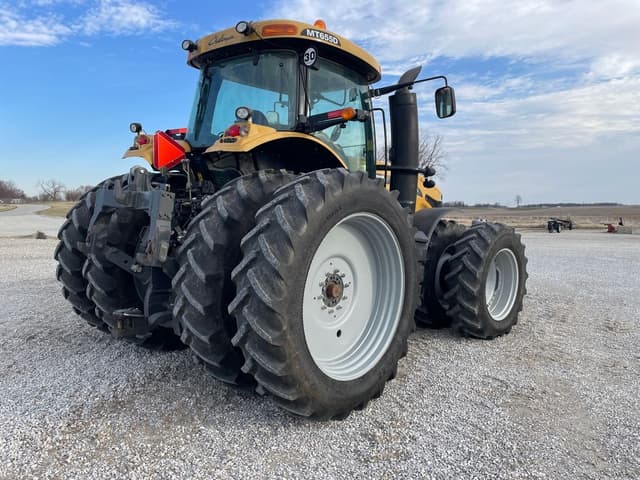 Image of Challenger MT655D equipment image 3