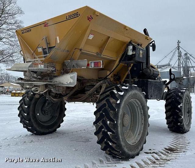 Image of RoGator RG1100 equipment image 4