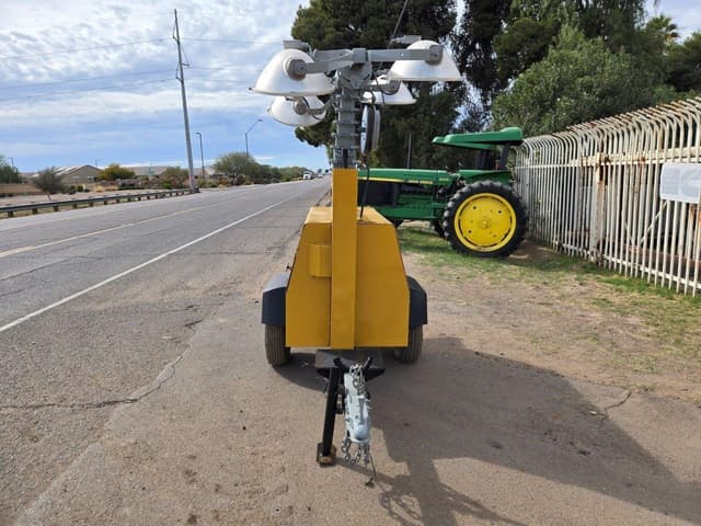 Image of Allmand  Night-Lite V-Series  equipment image 2