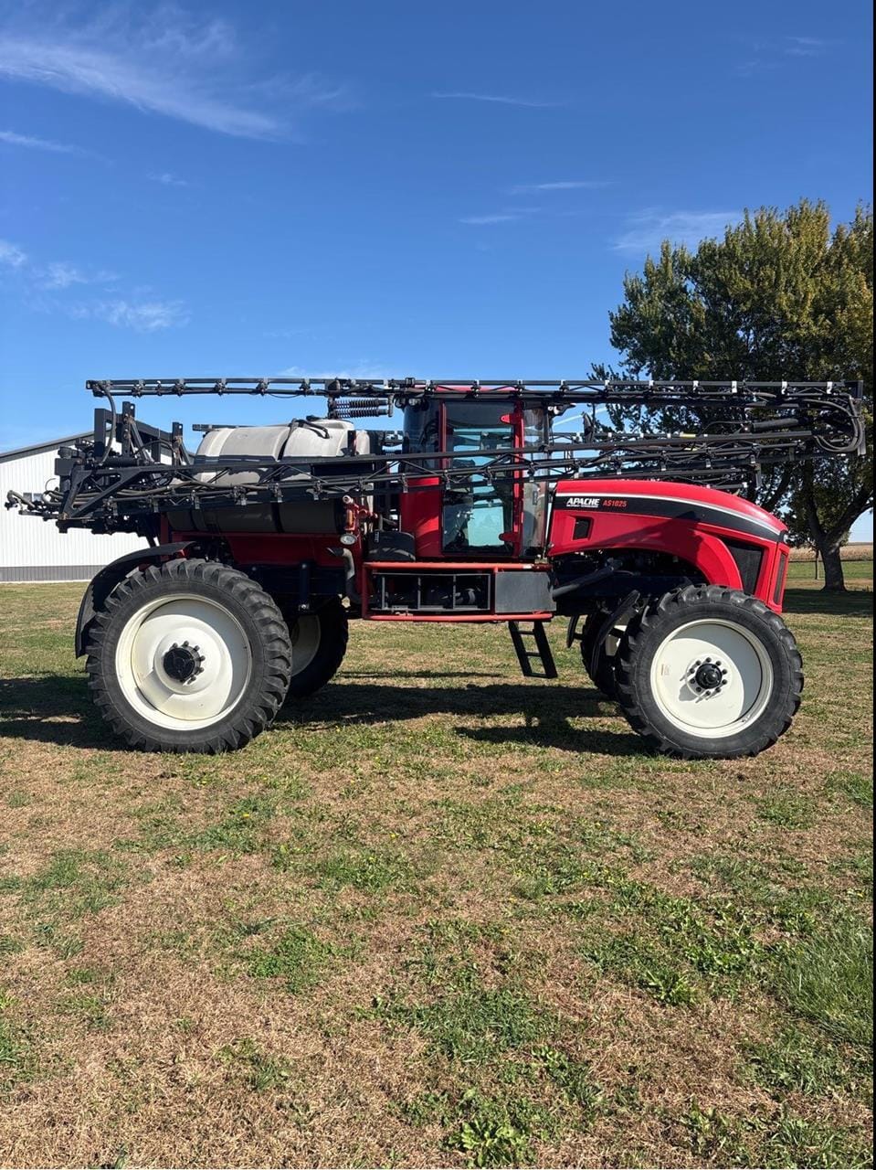 2013 Apache AS1025 Equipment Image0