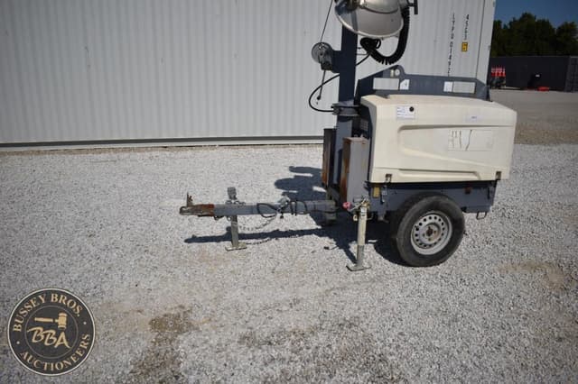 Image of Atlas Copco V4 equipment image 4