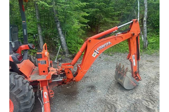 Image of Kubota B26 equipment image 1