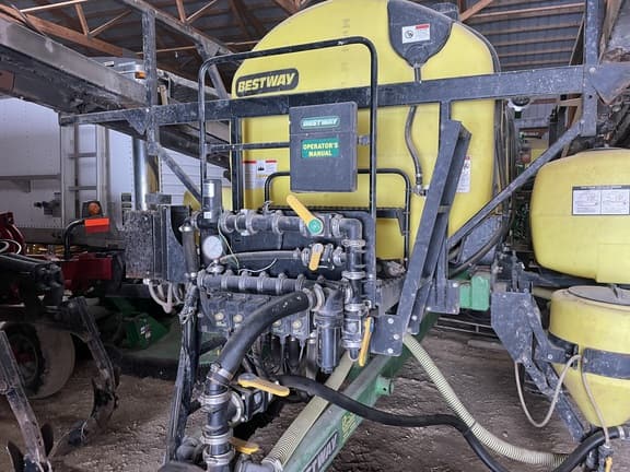 Image of Bestway Field Pro IV equipment image 1