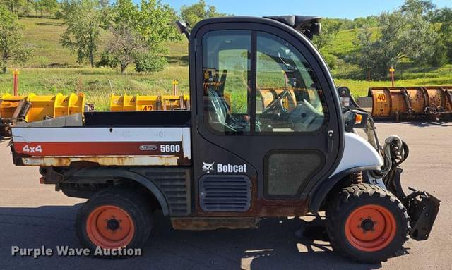 Image of Bobcat Toolcat 5600 equipment image 3