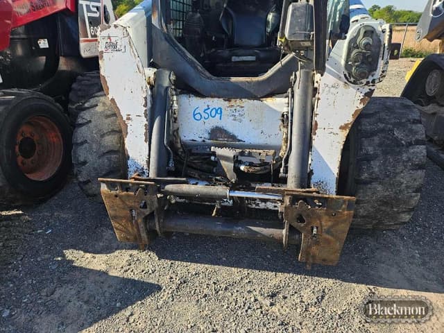 Image of Bobcat S750 equipment image 1