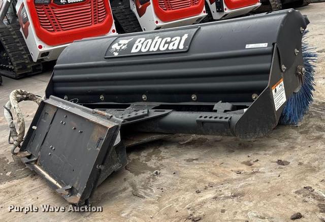 Image of Bobcat 84 equipment image 4