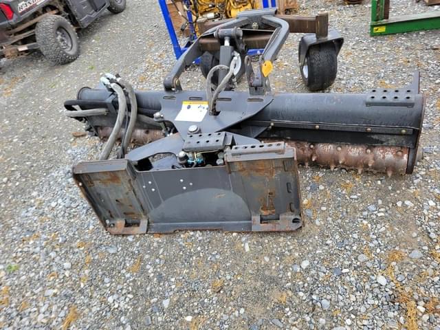 Image of Bobcat 84SCH equipment image 1