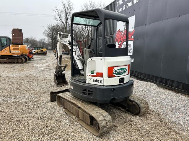 Image of Bobcat E26 equipment image 1