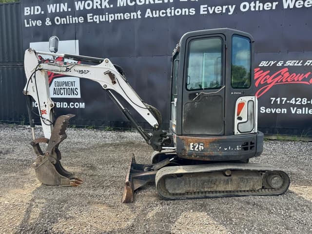 Image of Bobcat E26 equipment image 2