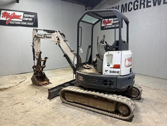 Image of Bobcat E26 equipment image 2