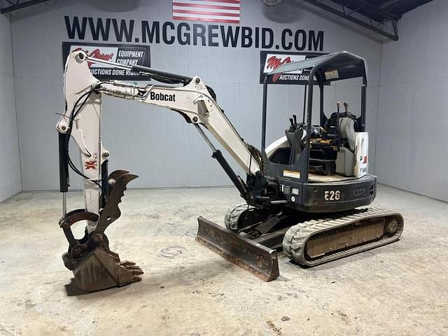 Image of Bobcat E26 equipment image 1