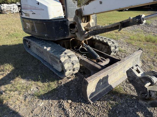 Image of Bobcat E32 equipment image 3